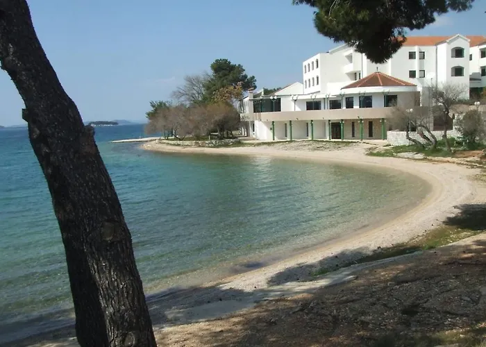 With A Parking Space Pirovac, Sibenik - 19931 *